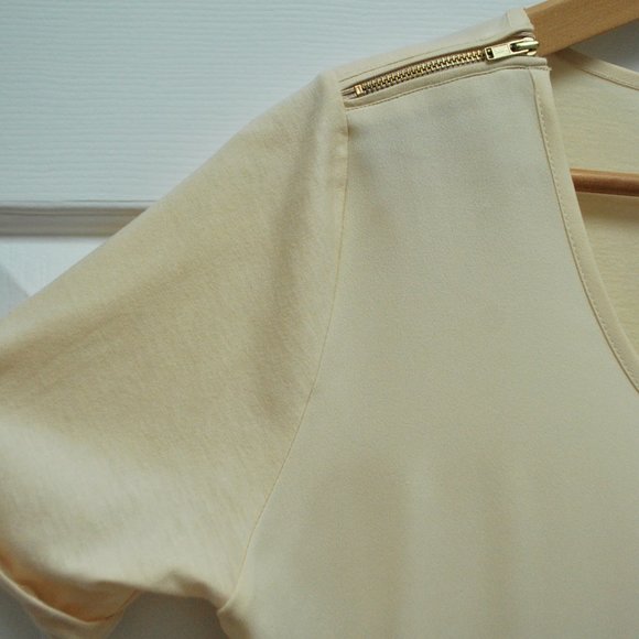 The Kooples Women's Beige Fancy T-Shirt - Picture 6 of 7